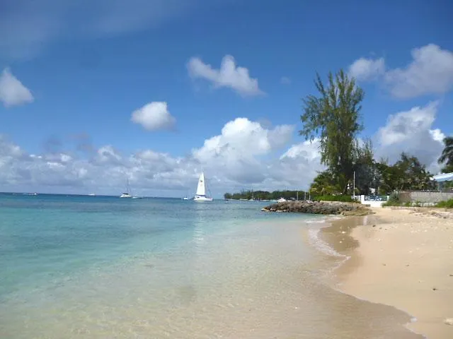 Sunrise Studio Apartment Saint James 0*,